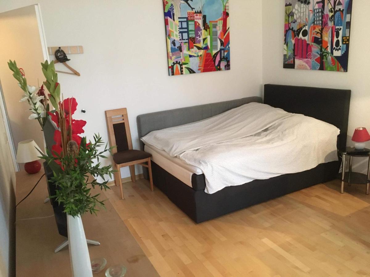 1-Zimmer-Apartment Mitten Im Friedrichshain Berlin Dış mekan fotoğraf